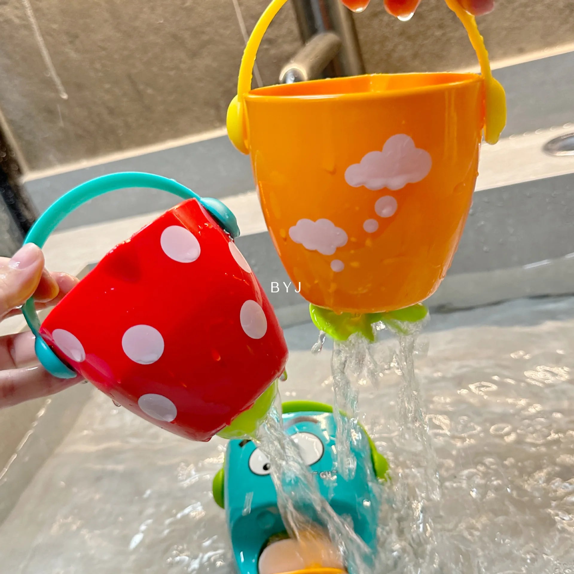 Baby Shower Bath Toys Baby Bathroom Bathtub Mini Leaky Bucket Beach Toys Sprinkling Shower Play Water Cups Gifts For Toddler